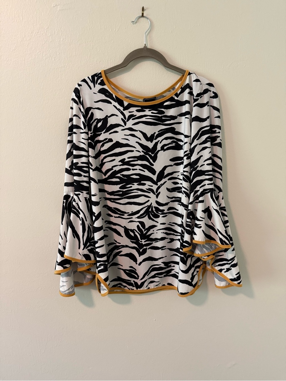 Coco Bianco Black & White Zebra Print Bell Sleeve Top - Mustard Trim - Med